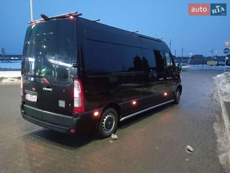 Мікроавтобус Renault Master 2015 в Львові