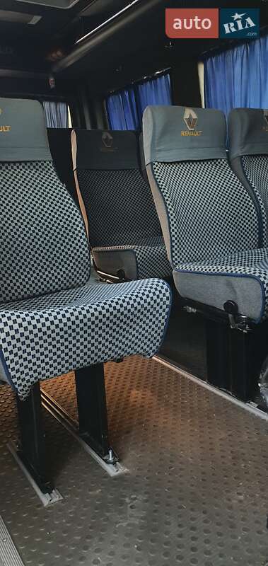 Микроавтобус Renault Master 2001 в Каменском