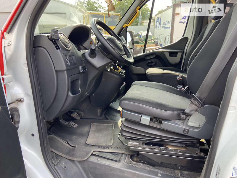 Міський автобус Renault Master 2017 в Дніпрі