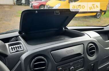 Вантажний фургон Renault Master 2018 в 