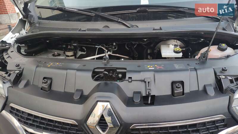 Микроавтобус Renault Master 2020 в Одессе фото 3 Микроавтобус Renault Master 2020 в Одессе