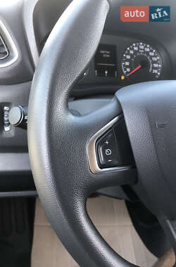 Грузовой фургон Renault Master 2019 в 