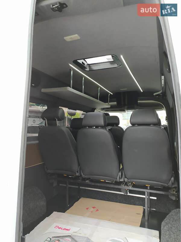 Микроавтобус Renault Master 2017 в 
