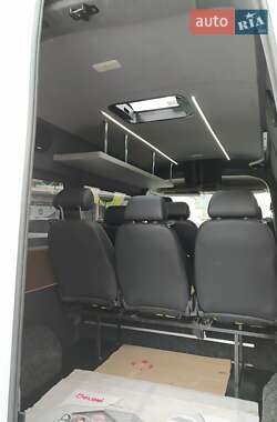 Микроавтобус Renault Master 2017 в 