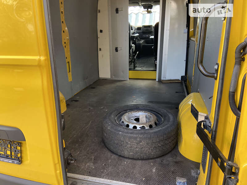 Грузовой фургон Renault Master 2020 в Днепре