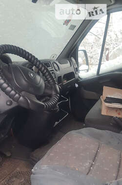 Грузовой фургон Renault Master 2013 в Буче