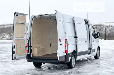 Грузовой фургон Renault Master 2018 в 