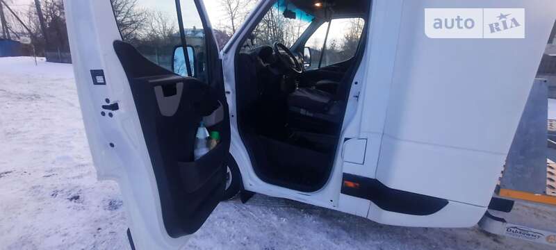 Автовоз Renault Master 2016 в Ровно