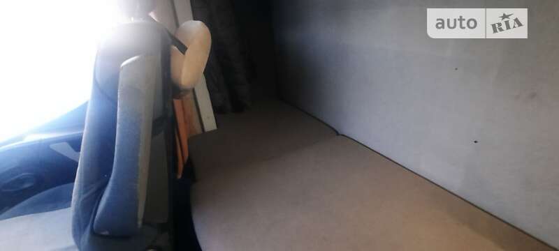 Автовоз Renault Master 2016 в Ровно