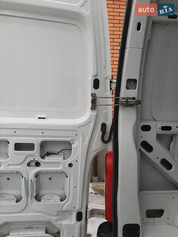 Грузовой фургон Renault Master 1999 в 