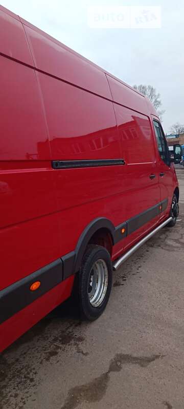 Вантажний фургон Renault Master 2015 в Бучі