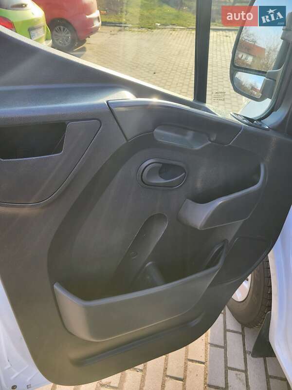 Платформа Renault Master 2019 в Рівному