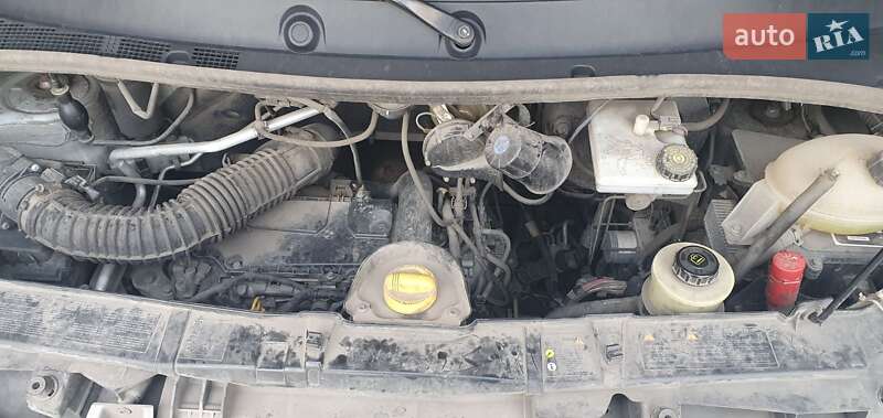 Микроавтобус Renault Master 2011 в Горишних Плавнях фото 8 Микроавтобус Renault Master 2011 в Горишних Плавнях