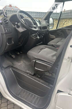 Грузовой фургон Renault Master 2011 в Львове