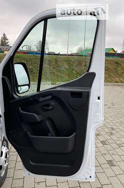 Вантажний фургон Renault Master 2019 в Стрию