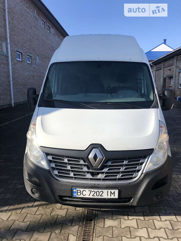 Грузовой фургон Renault Master 2016 в Стрые