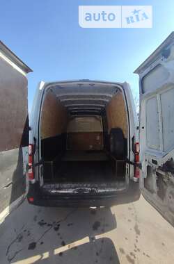 Вантажний фургон Renault Master 2014 в Чернігові