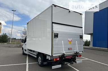 Вантажний фургон Renault Master 2017 в Ковелі