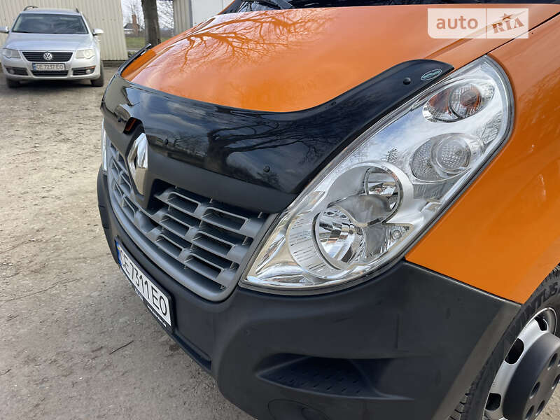 Автовоз Renault Master 2016 в Чернівцях