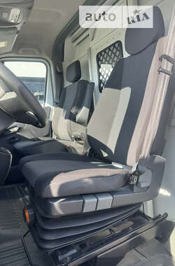 Грузовой фургон Renault Master 2019 в 