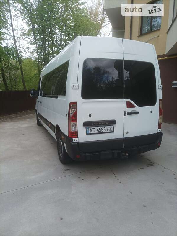 Мікроавтобус Renault Master 2015 в Івано-Франківську