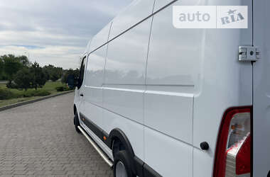 Вантажний фургон Renault Master 2020 в Львові