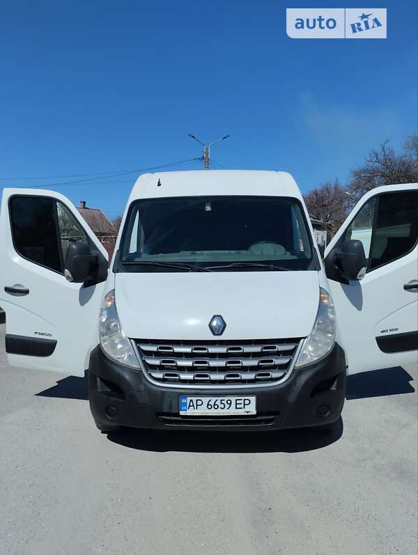 Вантажний фургон Renault Master 2011 в Запоріжжі