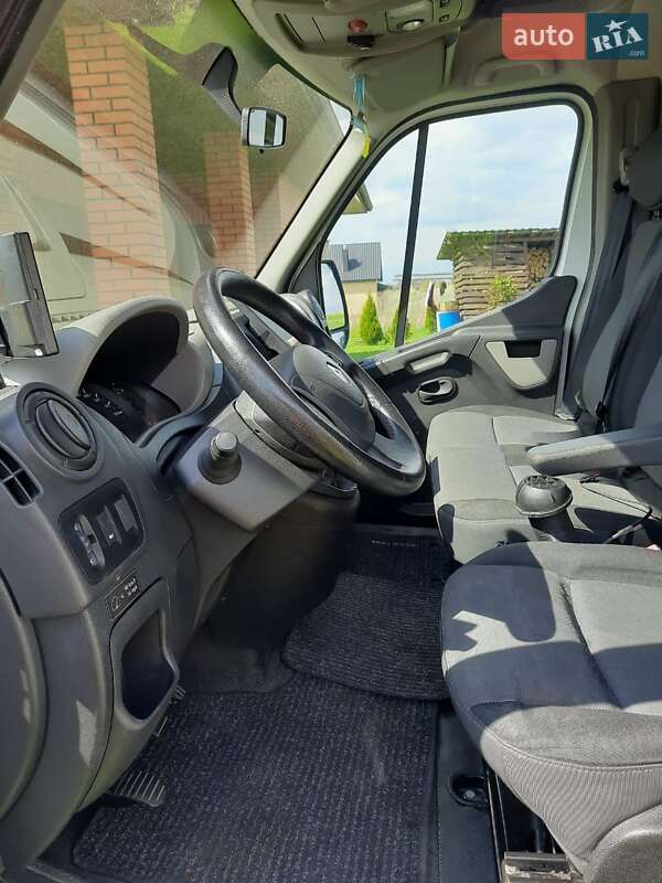 Тентованый Renault Master 2015 в Луцке
