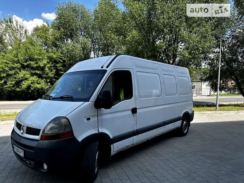 Вантажний фургон Renault Master 2005 в Львові