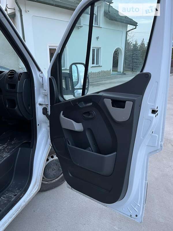Тентований Renault Master 2018 в Львові фото 10 Тентований Renault Master 2018 в Львові