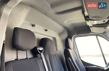 Вантажний фургон Renault Master 2019 в 