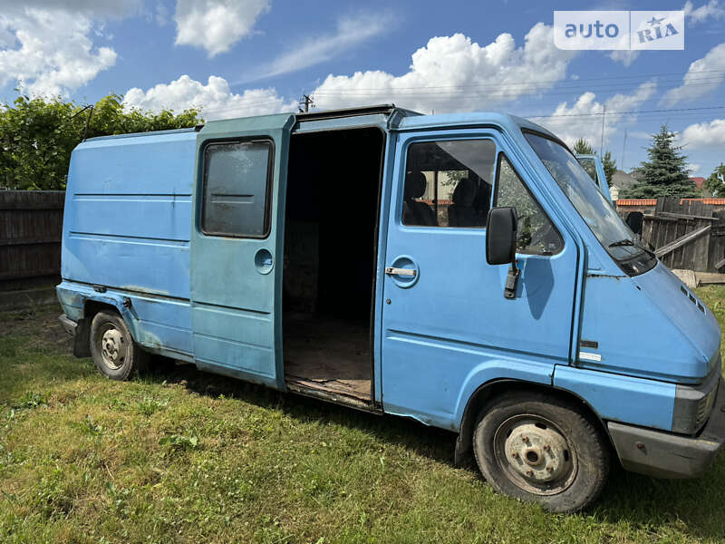 Грузопассажирский фургон Renault Master 1996 в Городке фото 7 Грузопассажирский фургон Renault Master 1996 в Городке