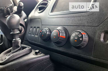 Грузовой фургон Renault Master 2019 в 