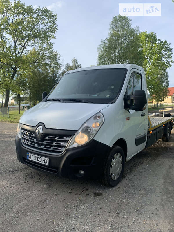 Автовоз Renault Master 2016 в Надворной