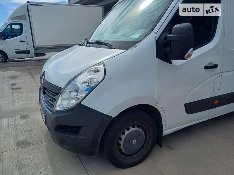 Вантажний фургон Renault Master 2017 в Києві