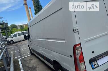 Грузовой фургон Renault Master 2017 в 
