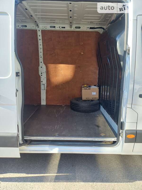 Вантажний фургон Renault Master 2017 в Києві