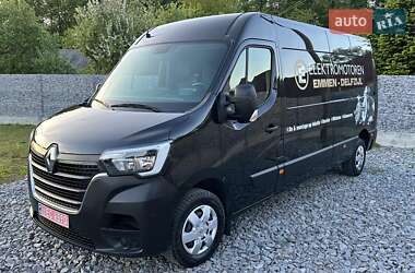 Вантажний фургон Renault Master 2020 в Рівному