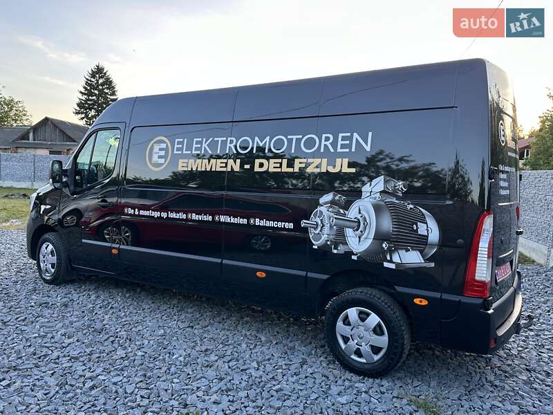 Вантажний фургон Renault Master 2020 в Рівному
