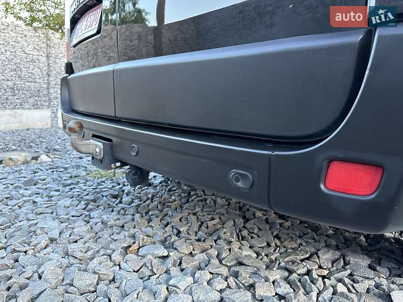 Вантажний фургон Renault Master 2020 в Рівному