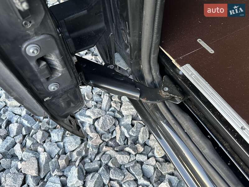 Вантажний фургон Renault Master 2020 в Рівному