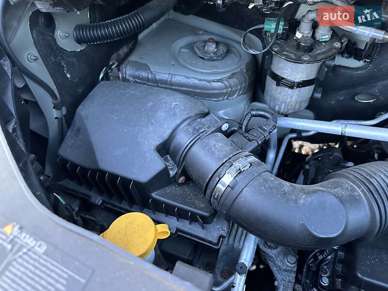 Вантажний фургон Renault Master 2020 в Рівному
