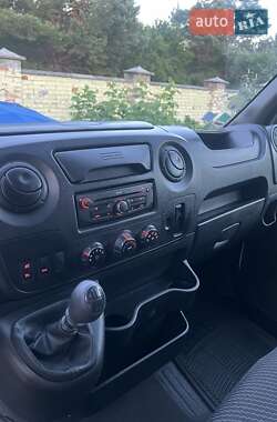 Грузовой фургон Renault Master 2018 в 