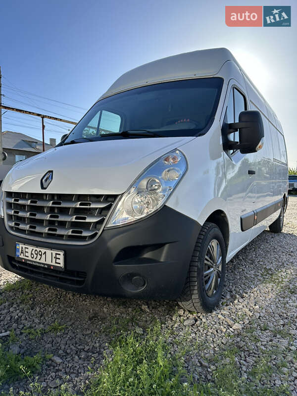 Вантажний фургон Renault Master 2012 в Борисполі