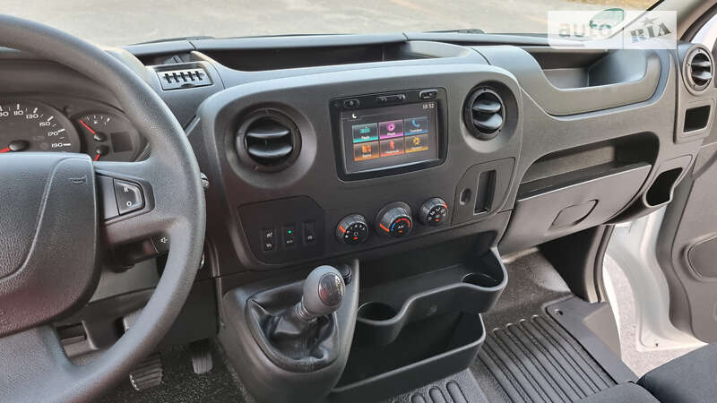 Грузовой фургон Renault Master 2019 в Житомире
