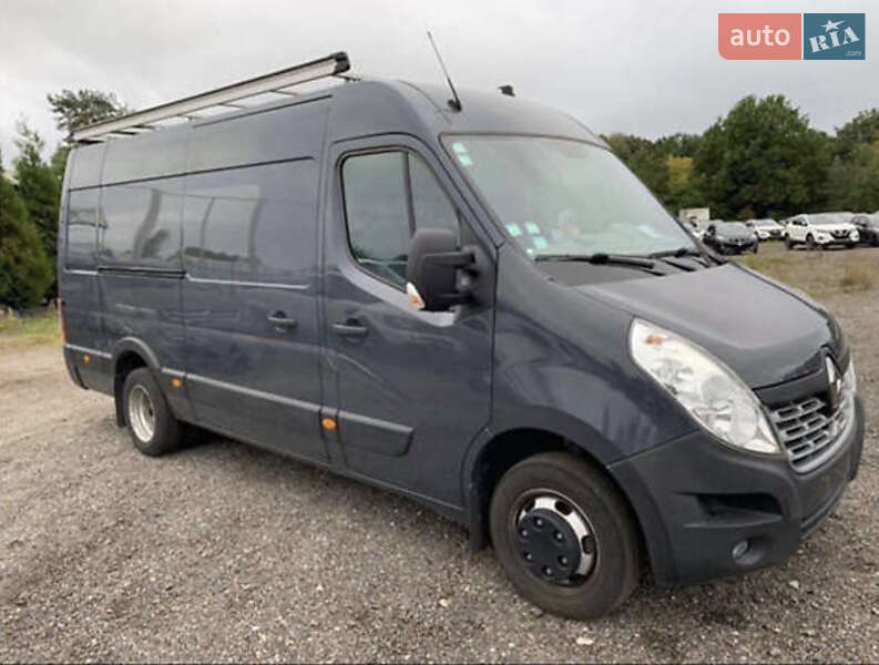 Грузовой фургон Renault Master 2015 в Мерефа