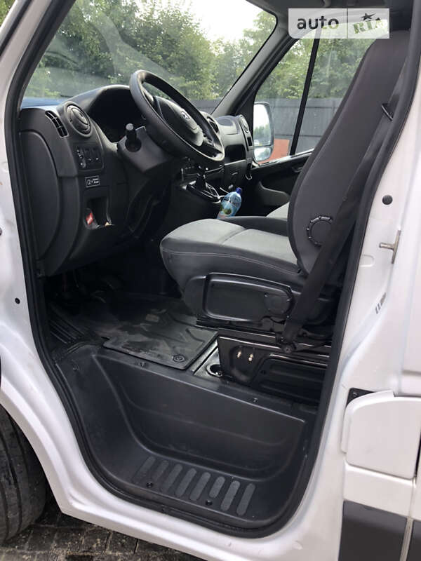 Грузовой фургон Renault Master 2018 в Черновцах