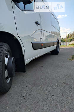 Грузовой фургон Renault Master 2019 в 
