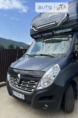 Вантажний фургон Renault Master 2017 в Міжгір'ї