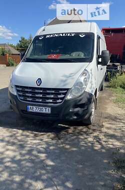 Вантажопасажирський фургон Renault Master 2013 в Дніпрі